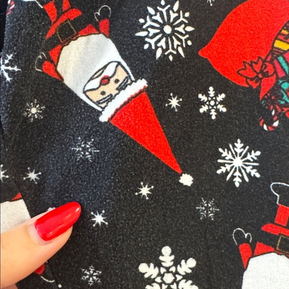 Christmas Santa Leggings, Black Color, Size Women’s XL - Picture 3 of 4